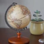Globe Ancien - Sur Pied