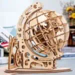 Globe -  Construction