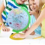 Globe Interactif - Coloré