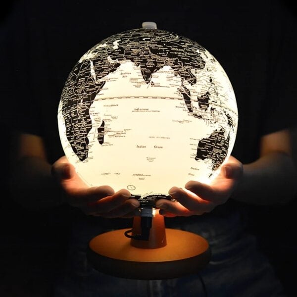 Globe Terrestre Lumineux - Pied Bois Globe Terrestre Lumineux - Pied Bois