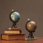 Petit Globe Terrestre - Vintage
