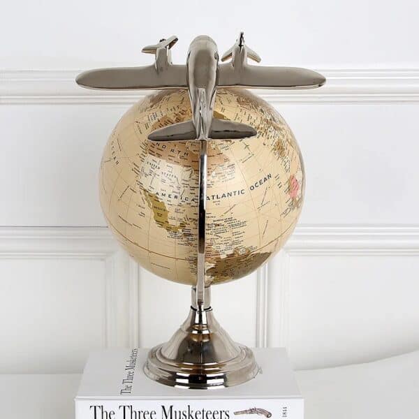 Sculpture - Globe Terrestre Sculpture - Globe Terrestre